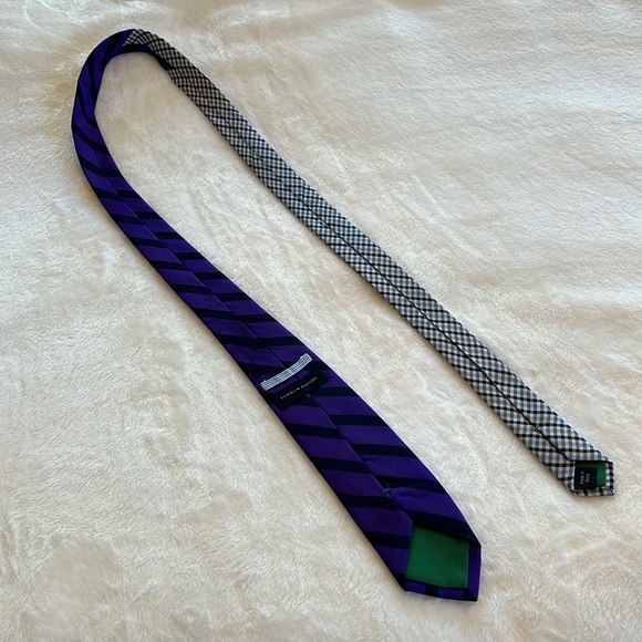 Tommy Hilfiger Purple Striped Tie - Picture 7 of 7